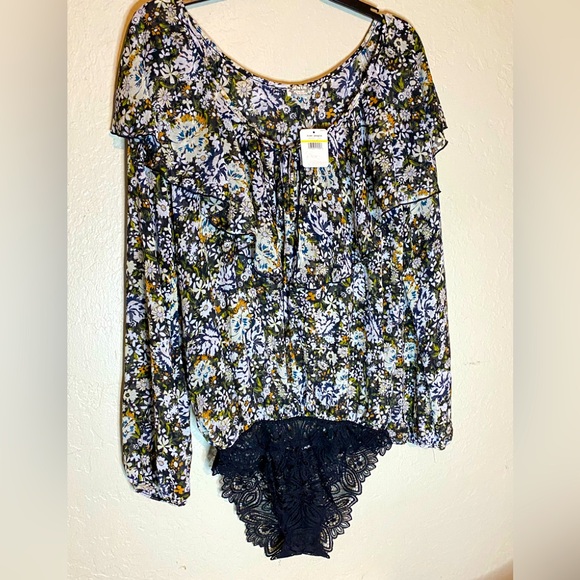NWT Free People Floral Print Black Combo/Lace Bodysuit - Picture 1 of 9